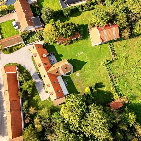 Villa Coc - La *